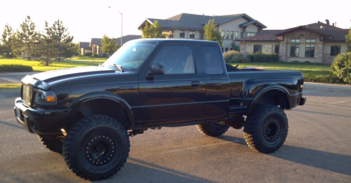 Lifted Ford Ranger with carmotorinfo.com